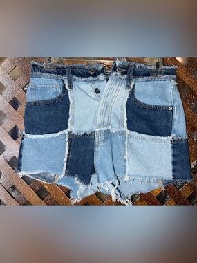 Wild Fable Patchwork High-Waist Denim Shorts - Light & Dark Blue size 00